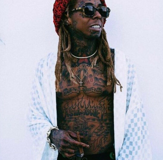 Lil Wayne doesn’t just make hits, he creates a lifestyle. Dive into the playbook of this iconic rapper-turned-branding extraordinaire. 🔥